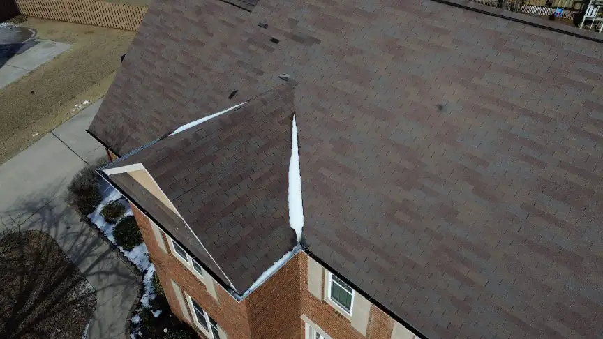 New architectural shingle roof with snow in Hazel Green AL